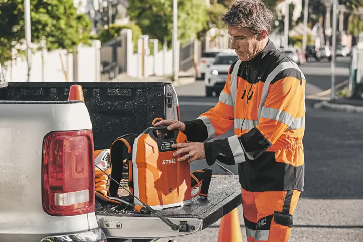 STIHL Combisysteem 15631 KM KMA130R AW 001 EU